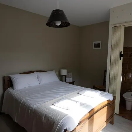 Le Roucadel Guest house Peyreleau
